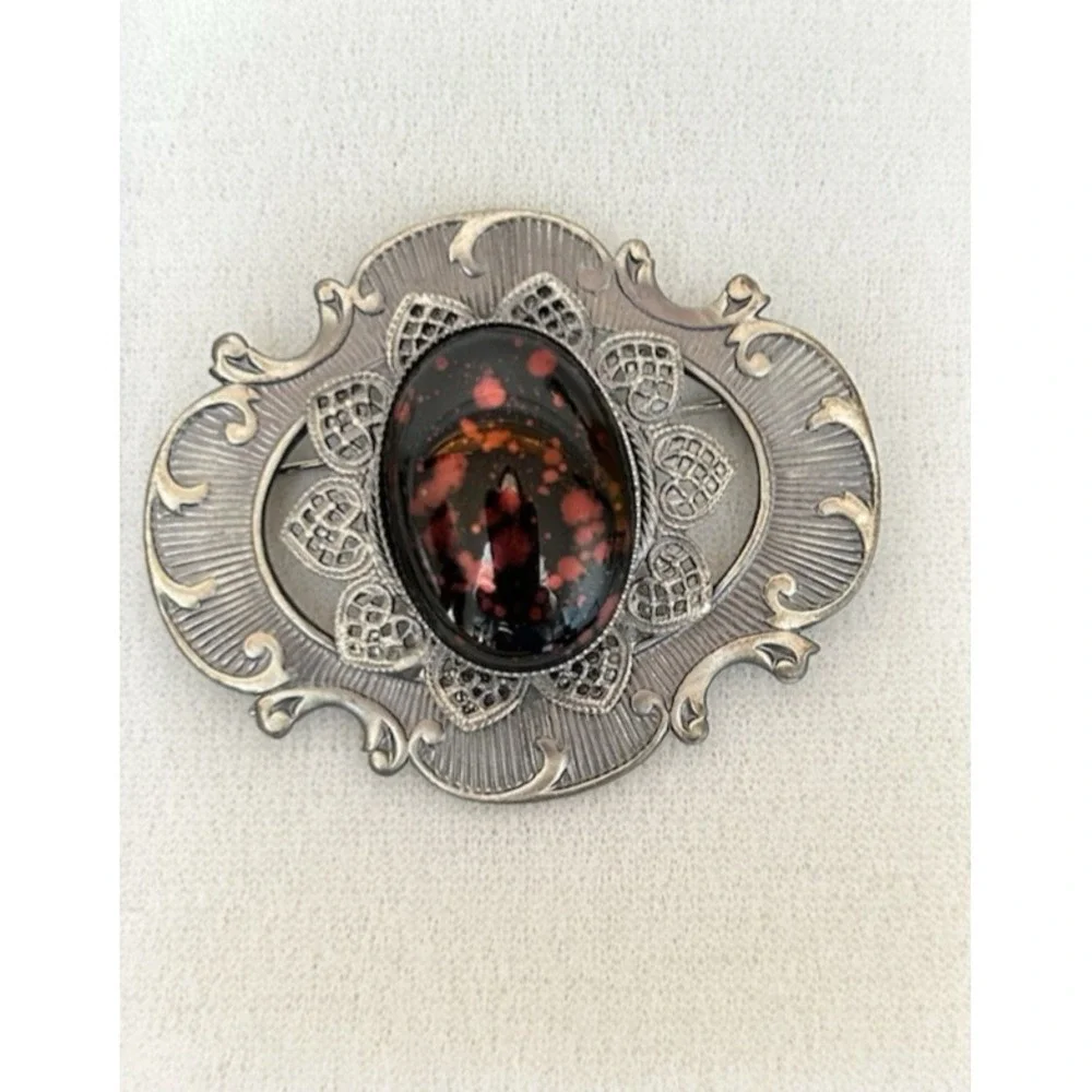 Jablonex Victorian Goth Brooch Pin Red Black Swirl Stone Etch Silver Tone 2
